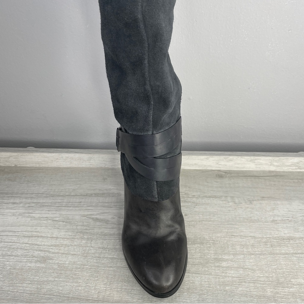 Like New! Carlos by Carlos Santana Mystery gray suede and leather boots size 8 - Picture 6 of 11